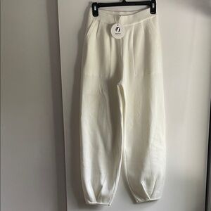 🆕 Women's Cream Straight Leg Knit Sweatpants Size XS New with Tags